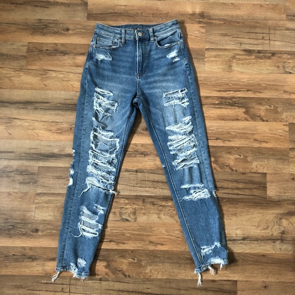 American Eagle Outfitters Denim - NWOT AE Mom Jeans